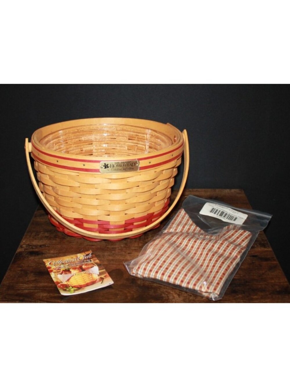 Longaberger 1999 Homestead Collectors Club Edition Basket With Liner & Protector